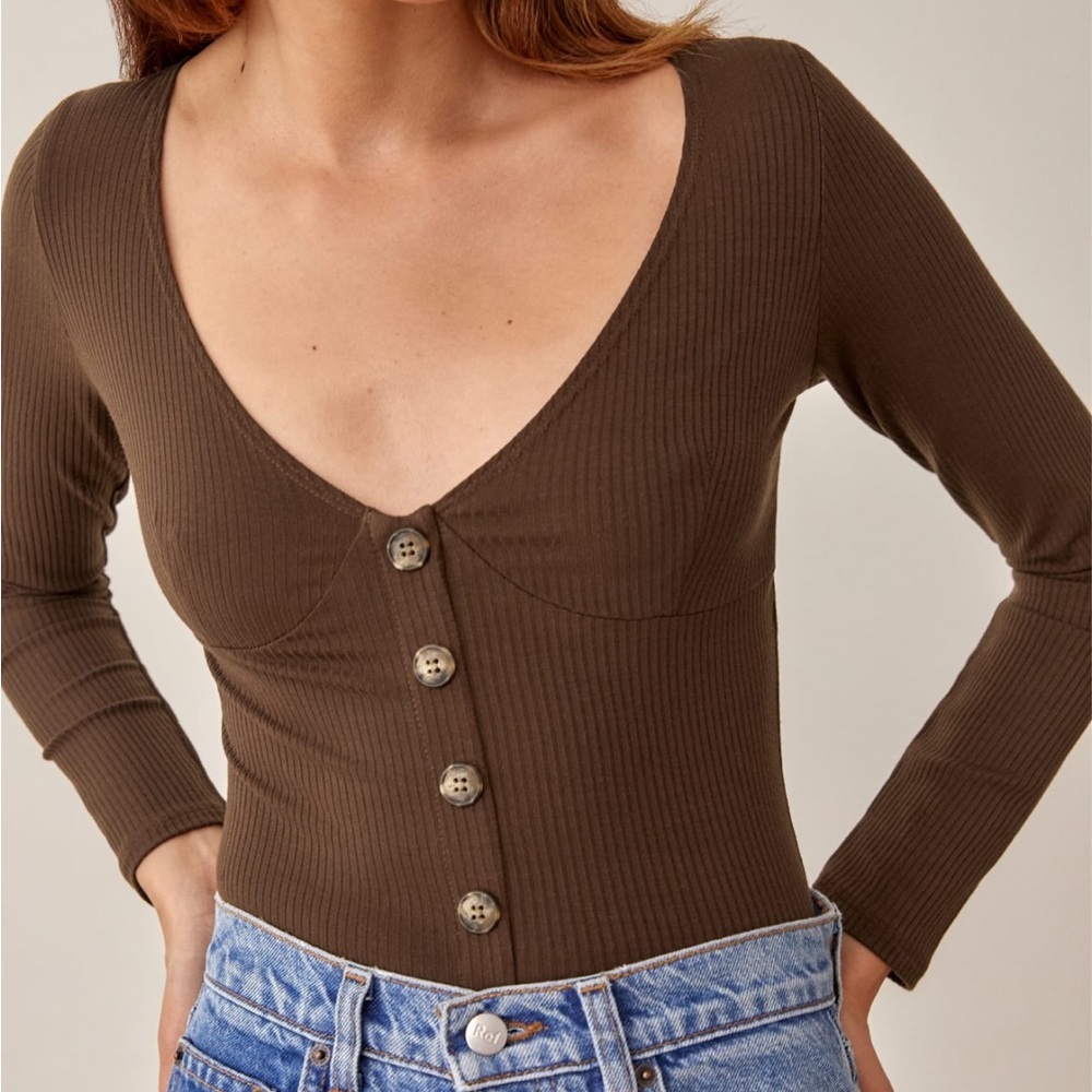 Reformation Virgil knit brown top. Size M.